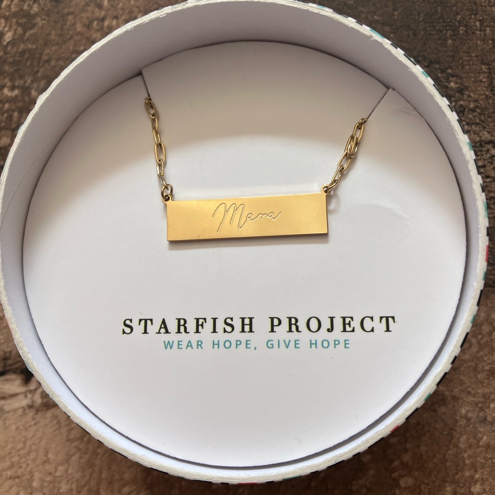 Starfish Project “Mama” Gold Bar Necklace NWOT - Picture 5 of 7
